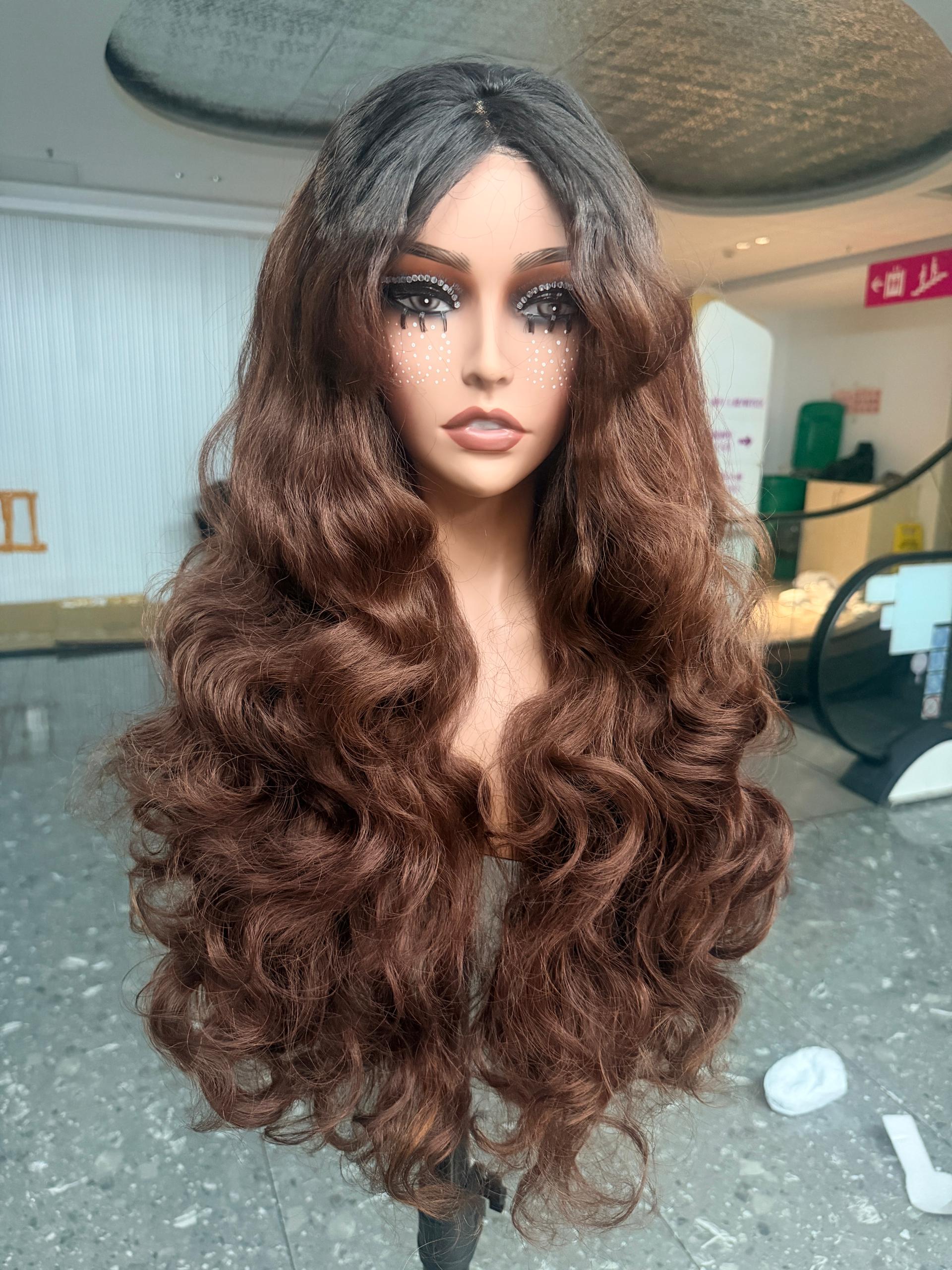 Dark root brown curl